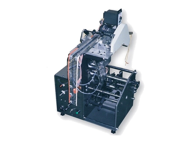 YF-730 - Axial Lead Forming Machine with Tape Ripping Apparatus